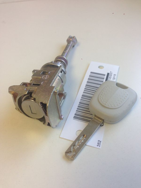 画像1: Citroen /Peugeot door lock VA2T (1)