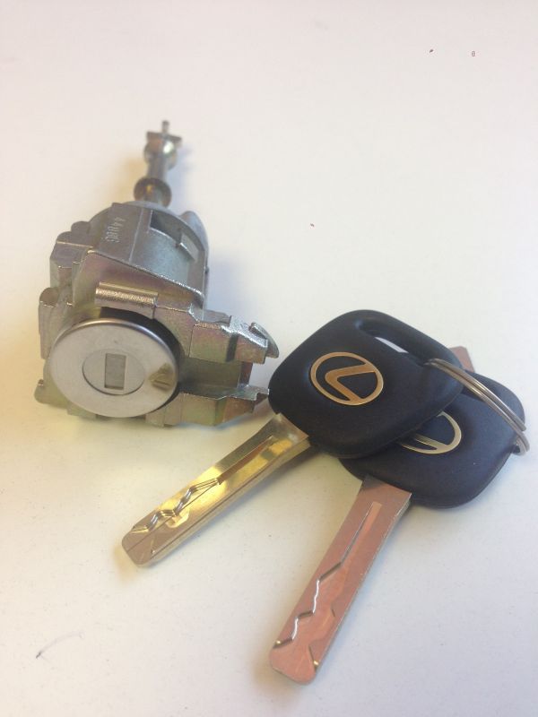 画像1: Lexus Door Lock, Complete Lock with Keys, Left Hand (1)